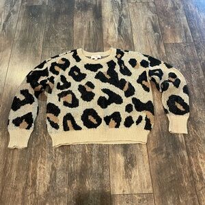 🍎GB Girls Black and Tan Leopard Print Sweater